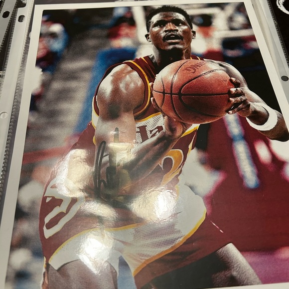 Dominique Wilkins signed (reprint) ✍🏼 - Picture 2 of 3